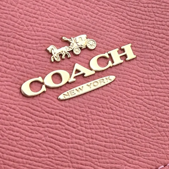 Coach Gallery Tote Pink Crossgrain Leather Shoulder Bag Double Handles Zip Top